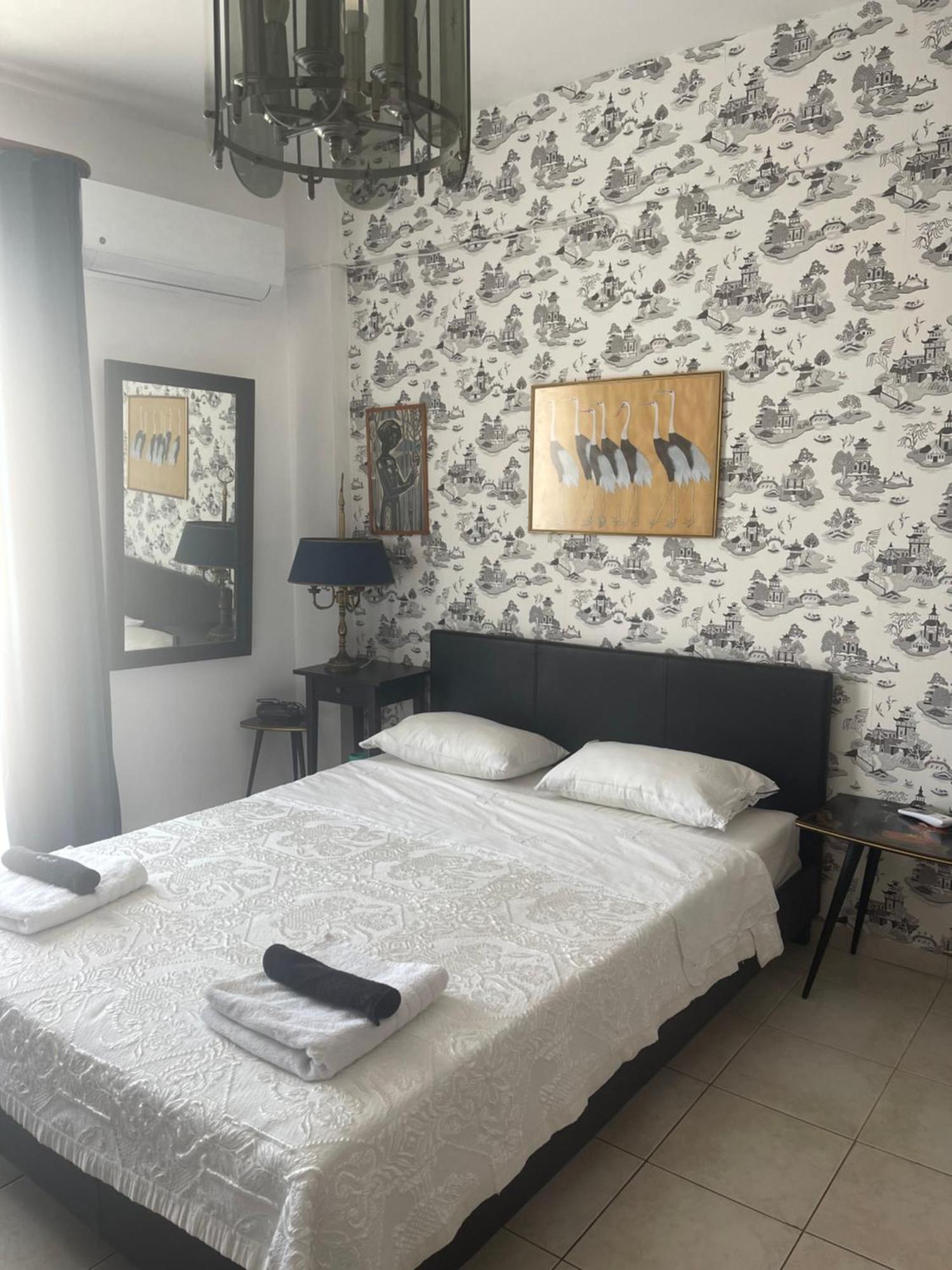 Retire Flat In The Heart Of City Heraklion  Bagian luar foto